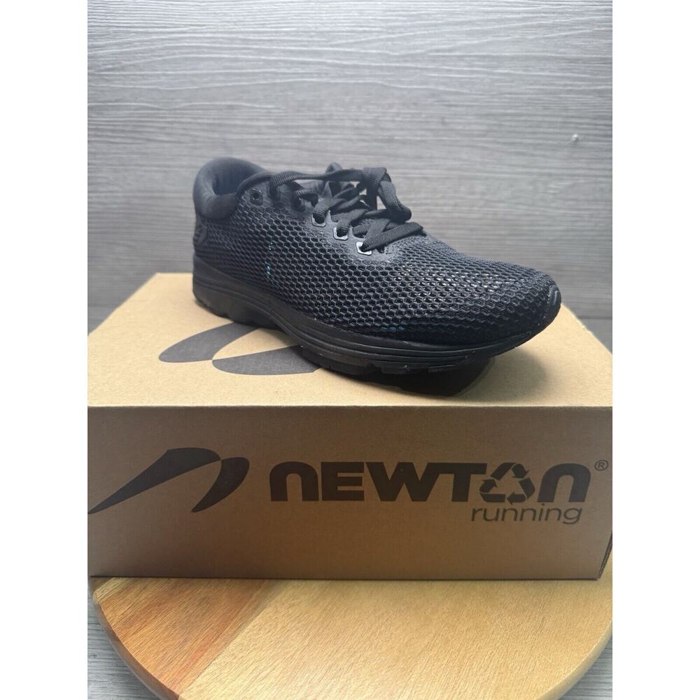 Newton Running Shoes Catalyst, Black/Black, Womens 5